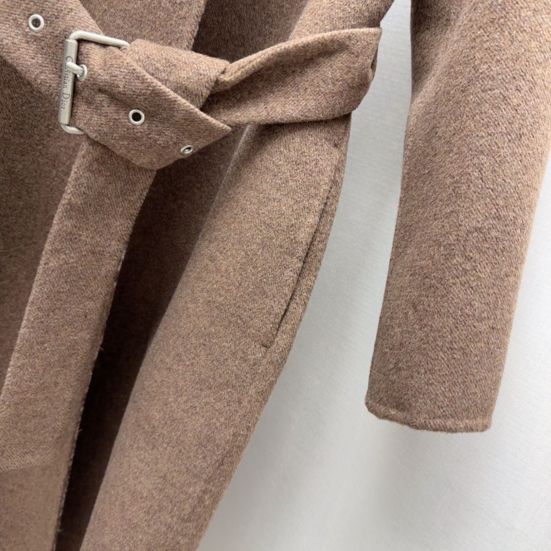 chr1st1an D10r outwear